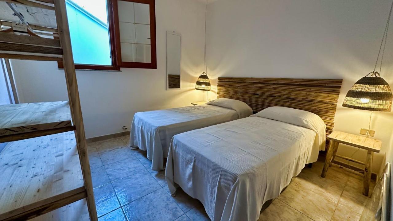 Marina Di Andrano - Alisso, Casa Vista Mare Con Parcheggio Privato E Wifi Villa Exteriör bild