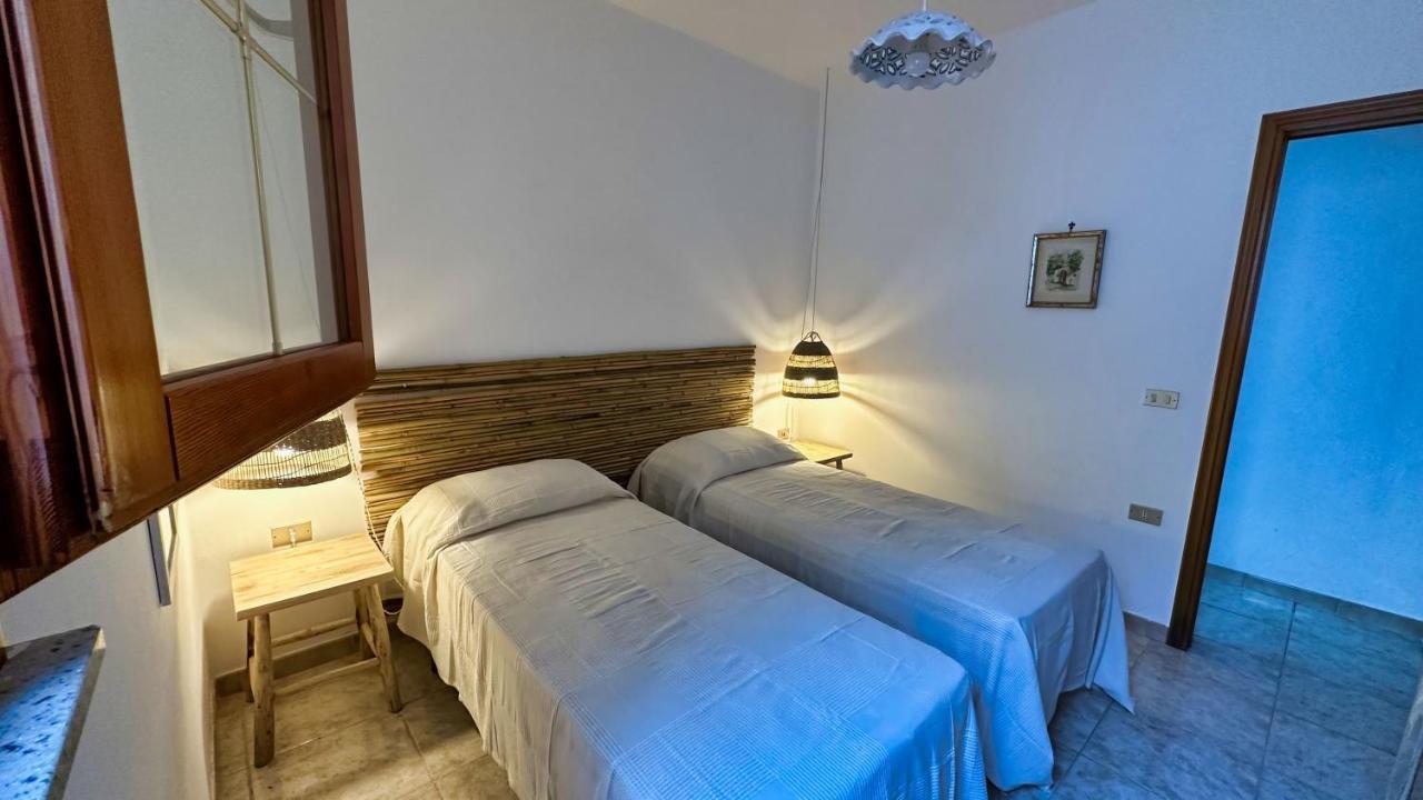 Marina Di Andrano - Alisso, Casa Vista Mare Con Parcheggio Privato E Wifi Villa Exteriör bild
