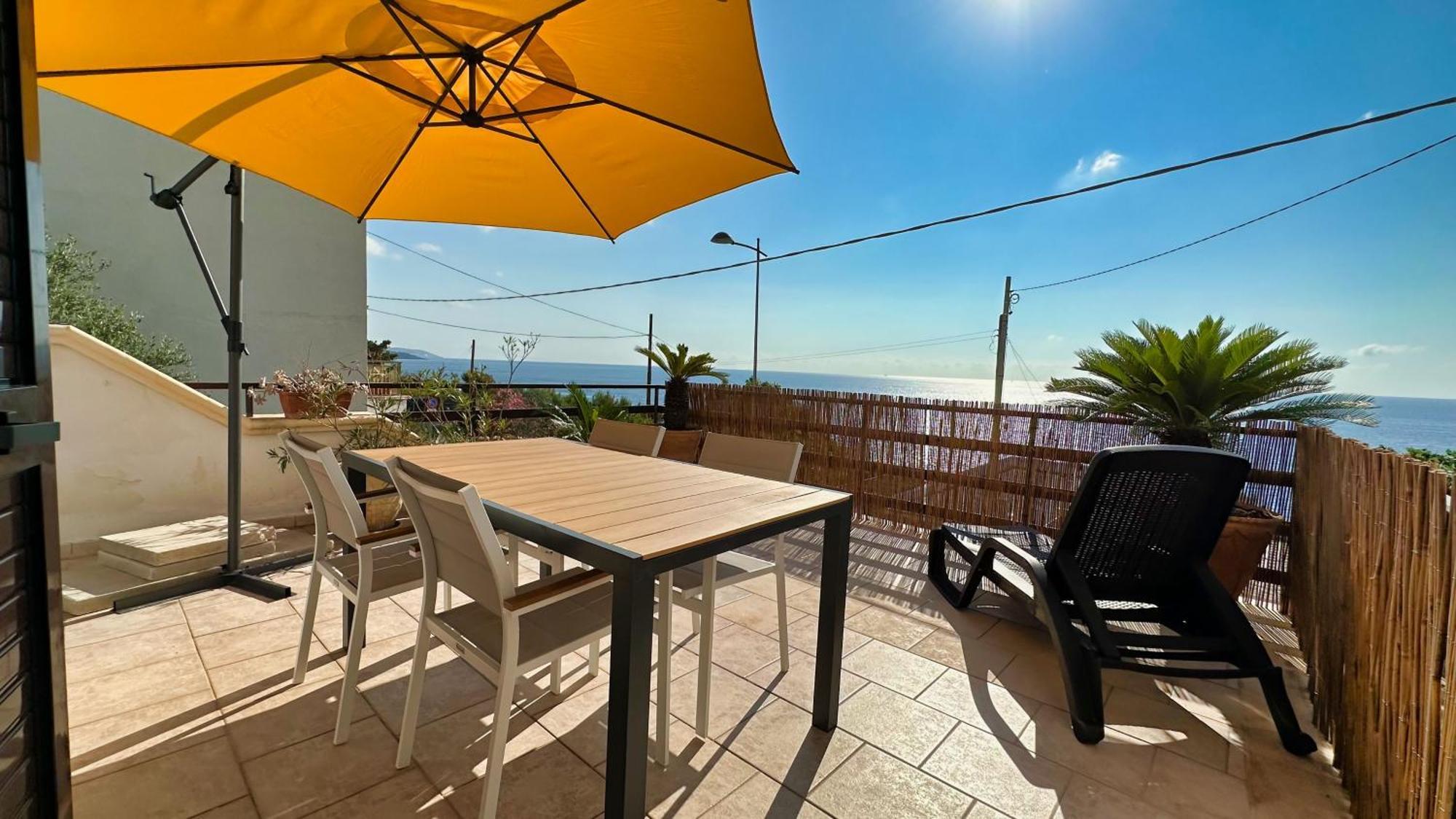 Marina Di Andrano - Alisso, Casa Vista Mare Con Parcheggio Privato E Wifi Villa Exteriör bild